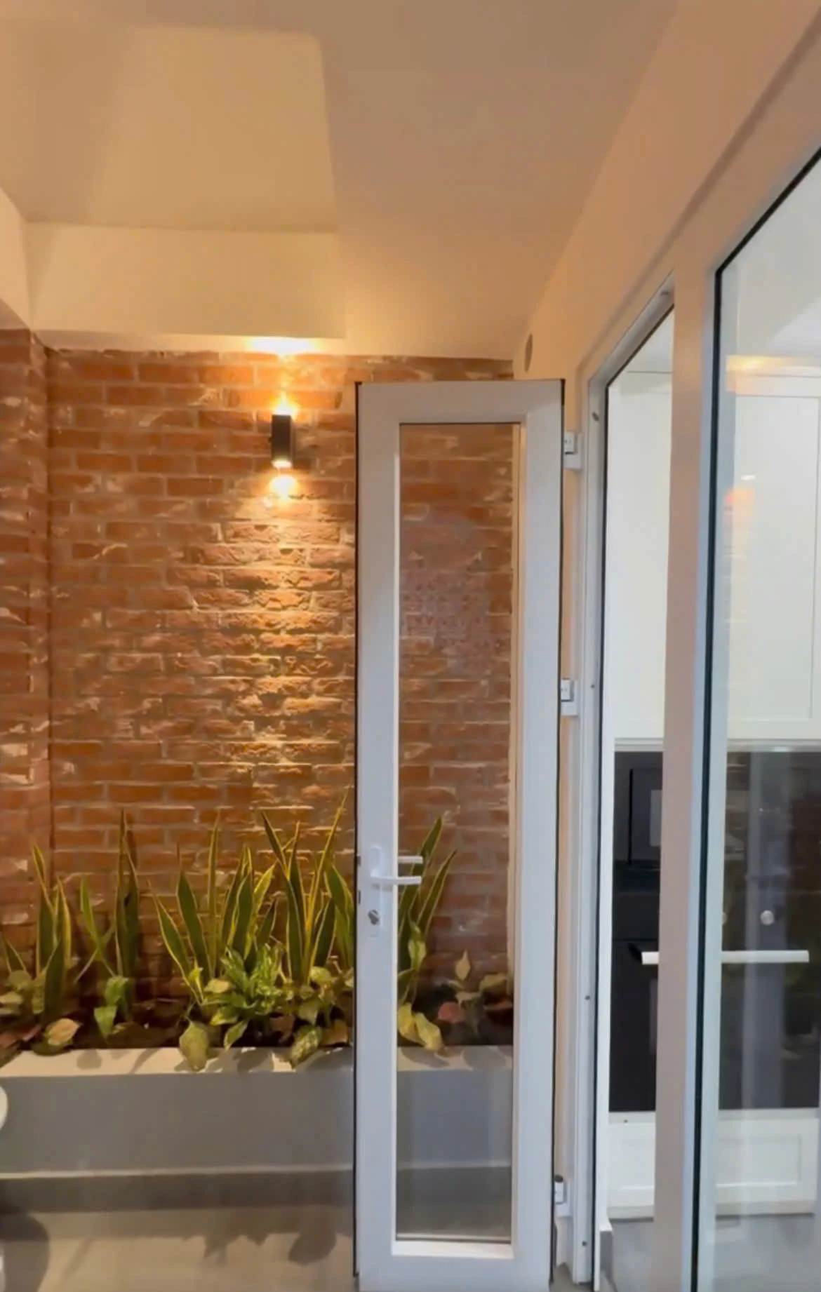 NHÀ HẺM Tân Sơn Nhì – 4x17m – 1 LẦU + ST – — ảnh 3