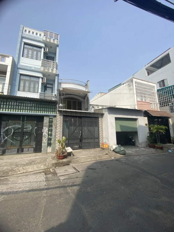 Bán nhà HXH thông đường Vườn Lài, P. Tân Thành (DT: 4m x 18m 2 tầng).