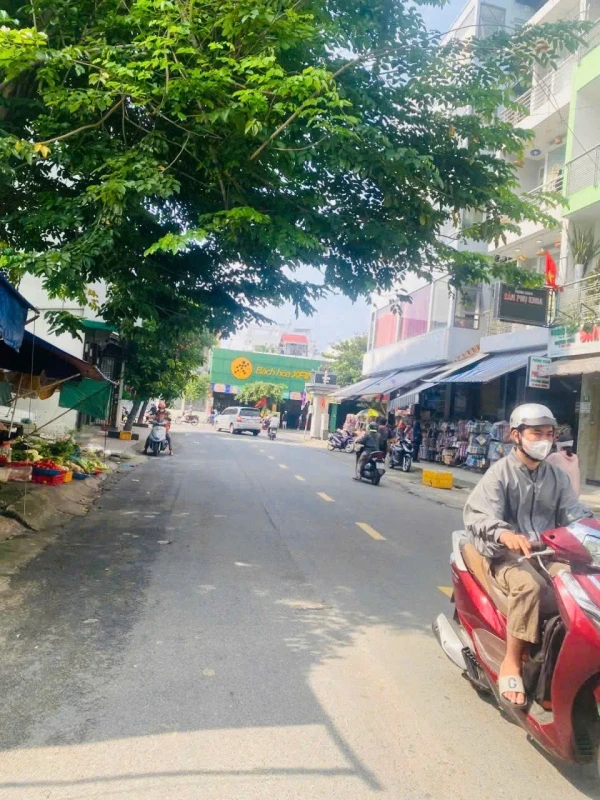 Bán nhà MTKD khu Tân Hương, DT: 4m x 14.5m.
