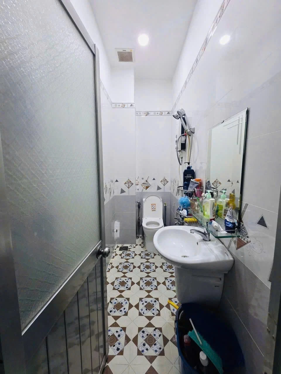 Hẻm nhựa Gò Dầu: có 3PN, 4x10.5m, 2 lầu – Gần siêu thị — ảnh 2