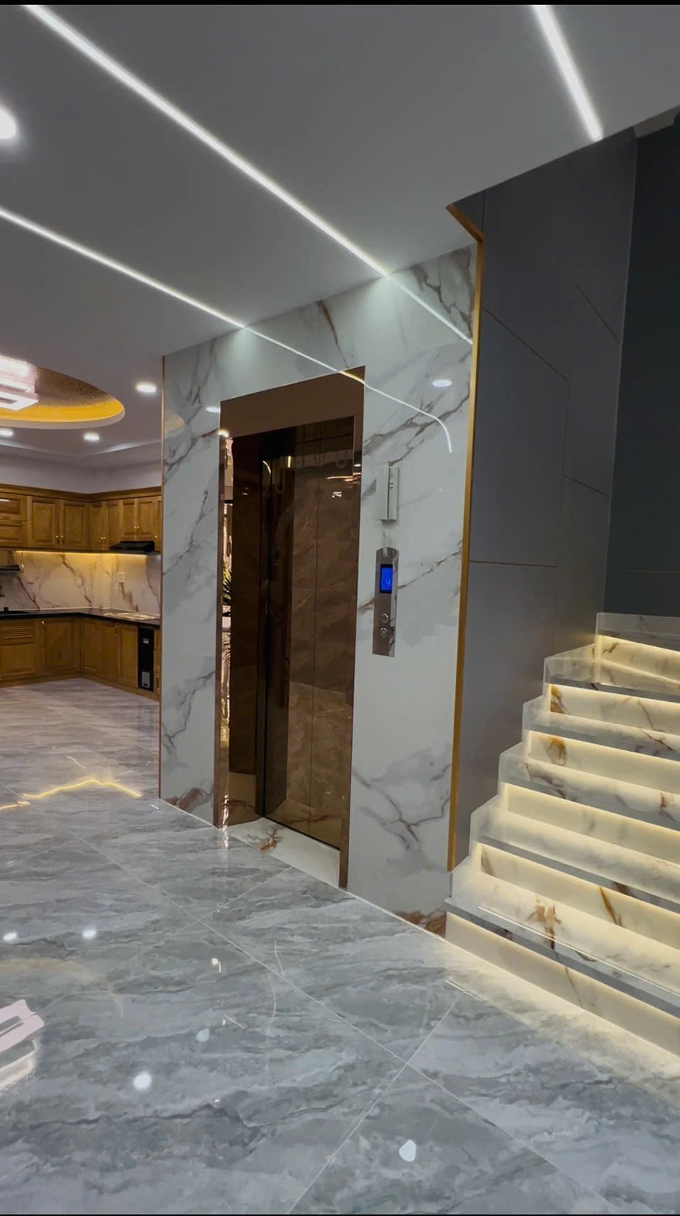 nhà siêu đẹp có thang máy Hẻm 7m thông phường Phú Thạnh Dt 4,7mx17m 4 tấm — ảnh 6