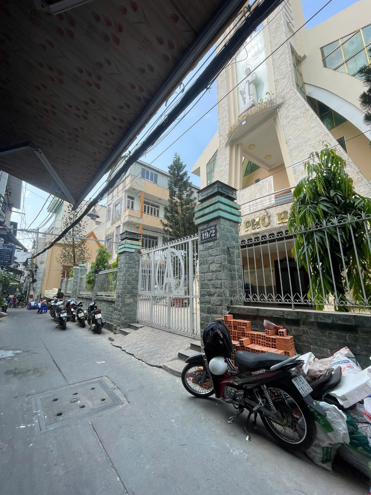 Bán nhà 2 tầng 43m2 - hẻm thông ngày nhà thờ Phú Hòa đường Hoàng Xuân Nhị — ảnh 2