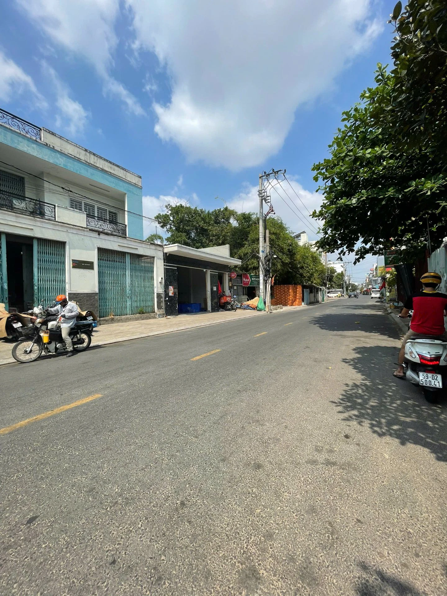 Bán nhà mặt tiền 132m2 Dt: (5x26,5m) đường Nguyễn Văn Yến - Khu Tô Hiệu Q.Tân Bình — ảnh 2
