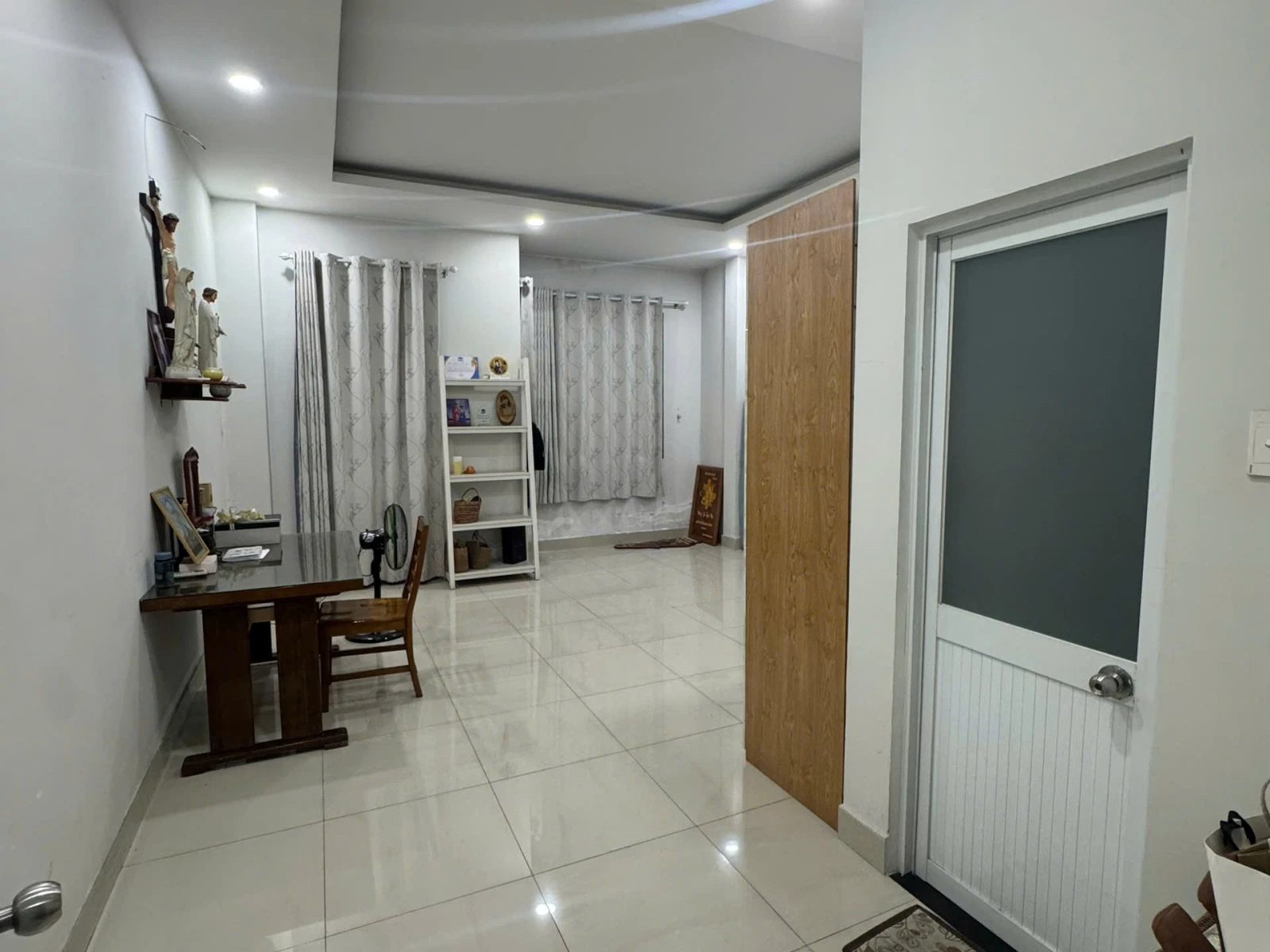 Bán nhà hẻm Tân Kỳ Tân Quý, Bình Tân, 5x14m, 2 lầu ST, — ảnh 4