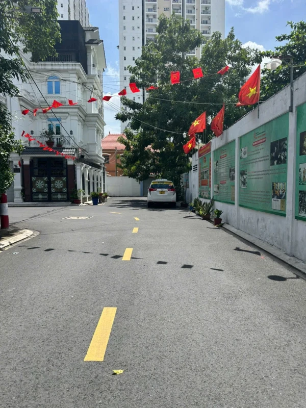 Luỹ Bán Bích. P Tân Thành. Q Tân Phú. Dt 4x15,5. Nhà 2 lầu.