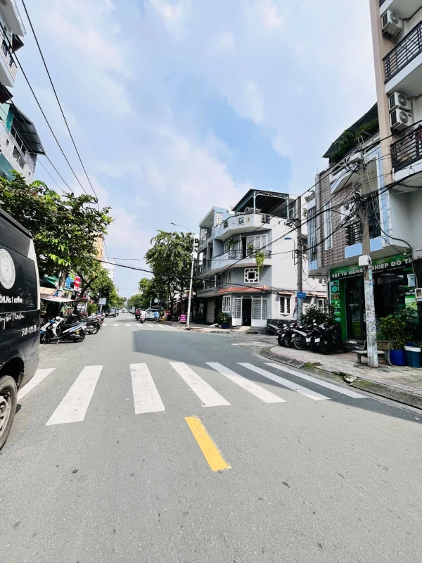 CHDV CAO CẤP - KHU TÂN HƯƠNG – 8x19m – THU NHẬP 150TR/THÁNG