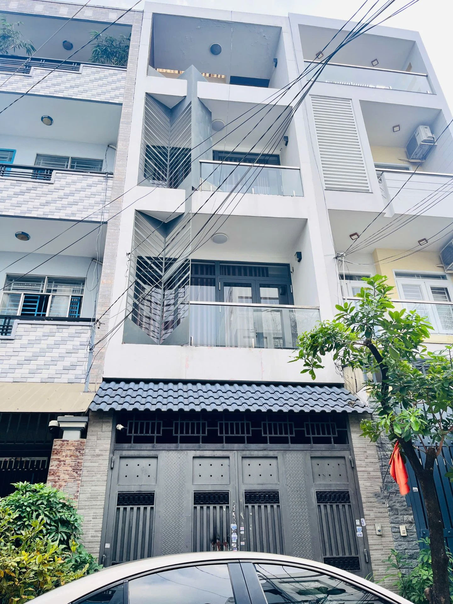NHÀ ĐẸP KHU VIP TÂN SƠN NHÌ - ĐƯỜNG 8M CÓ LỀ - NỘI THẤT CAO CẤP - — ảnh 4
