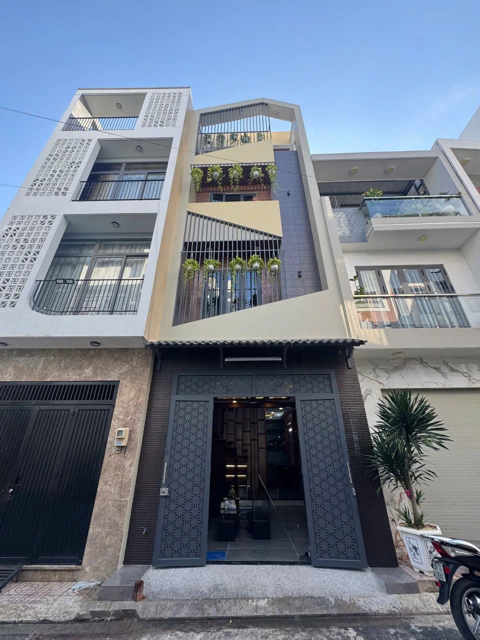 BÁN NHÀ ĐƯỜNG SỐ 3 – GẦN AEON TÂN PHÚ – Diện tích: 4,2x12m, vuông đẹp – Kết cấu: 1 trệt, 2 lầu, ST — ảnh 1