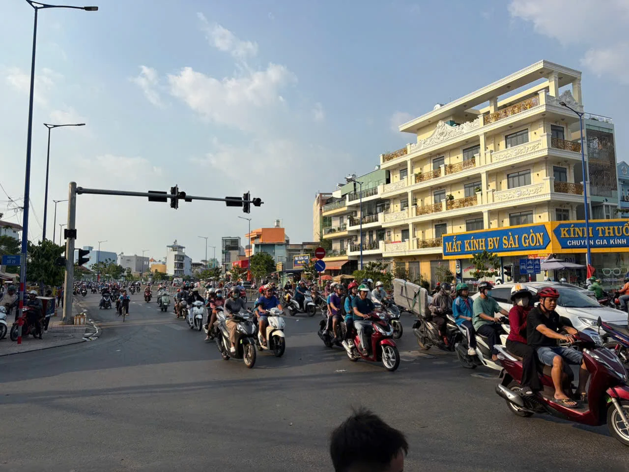 BÁN CẶP NHÀ 2 LẦU HẺM NH LỘ 10 CÁCH TRƯỜNG HỌC TÊN LỬA CHỉ 100M • Diện tích: 8 x 16m — ảnh 2