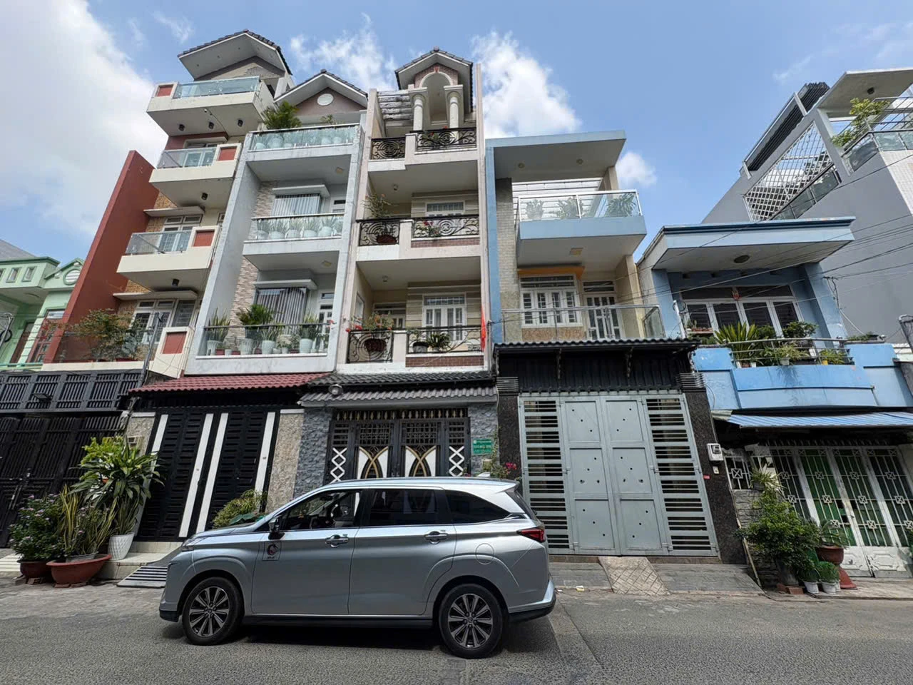 BÁN NHÀ MẶT TIỀN KINH DOANH NỘI BỘ LÊ VĂN QUỚI • Diện tích: 4 x 16.7m – công nhận 66,6m² — ảnh 1