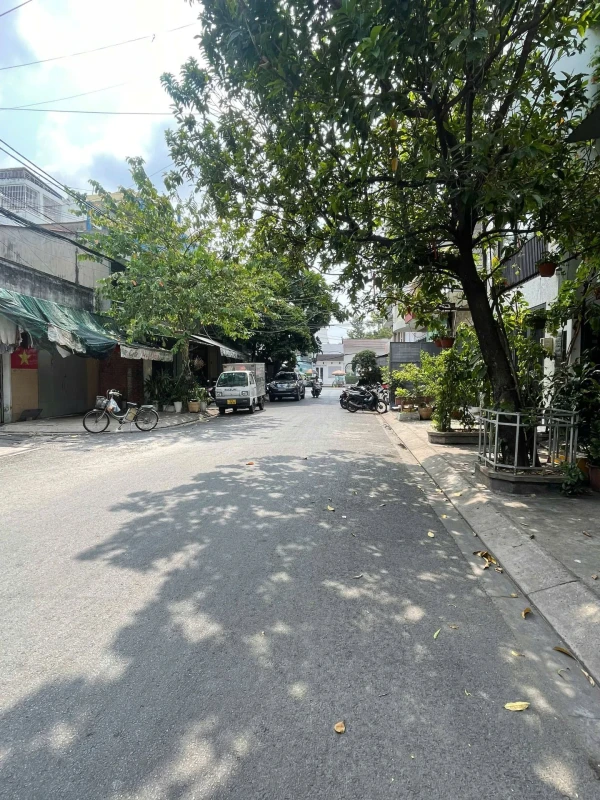 NHÀ MẶT TIỀN Phạm Ngọc – 4.2x11m – ĐANG KD CAFE –