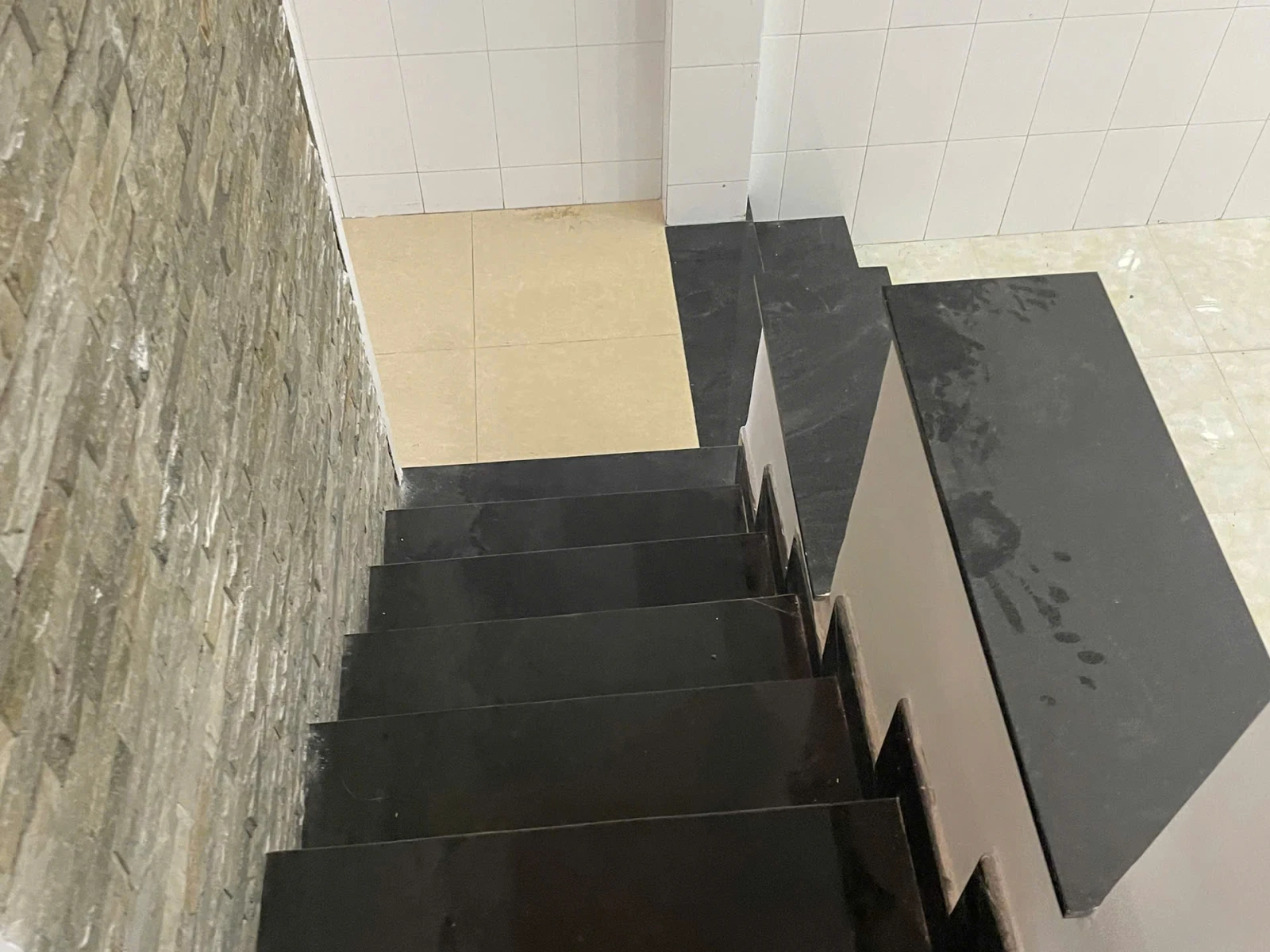 NHÀ HẺM Bình Long – SÁT AEON Mall Tân Phú – 4.25x18m – 2 LẦU – — ảnh 4