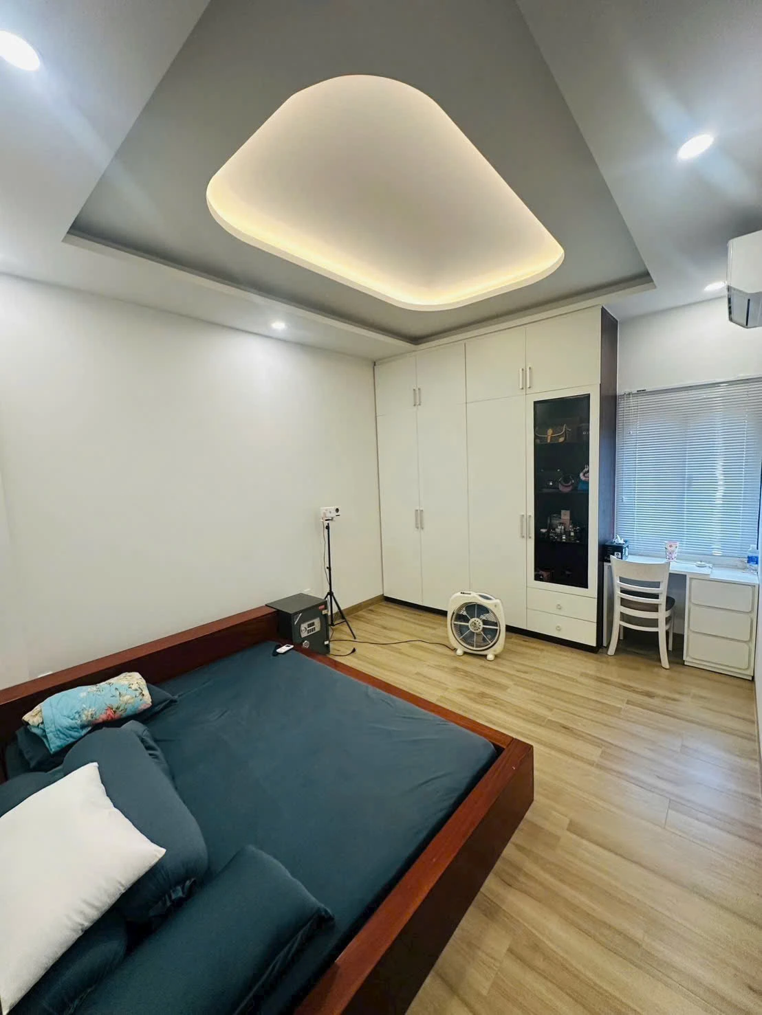 HẺM VÍP 143 GÒ DẦU DT: 5x12M ( 3 LẦU ST ) — ảnh 1