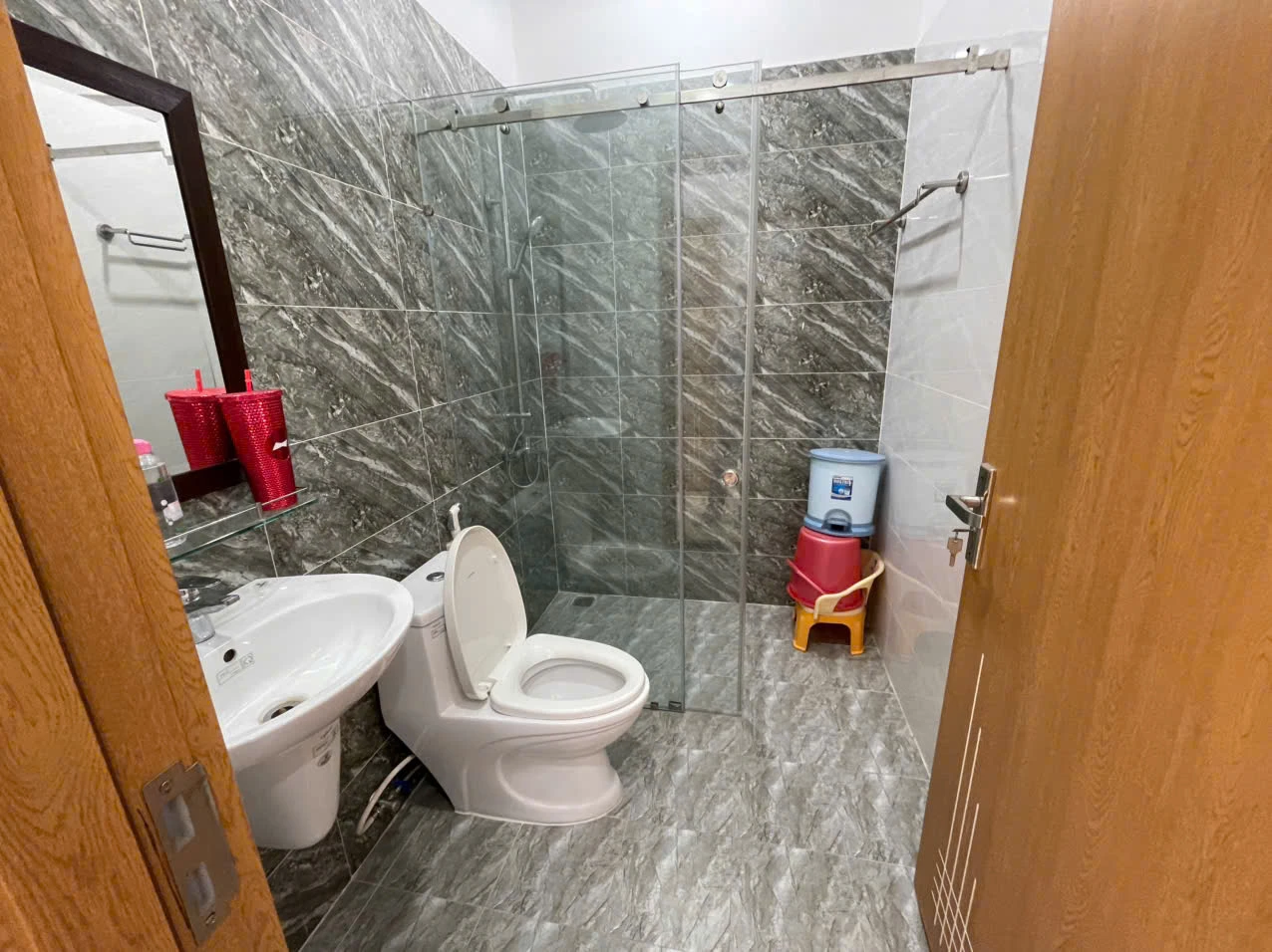 Nhà mới,nội thất cao cấp - Đường Thoại Ngọc Hầu ( 4x19,4m) 2 lầu,sân thượng.,hẽm 8m — ảnh 4