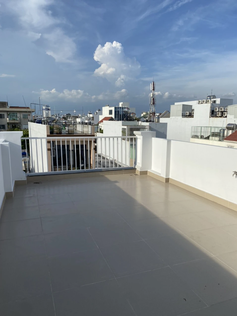 Nhà đẹp MT Đường Bác Ái ( 4x15m) 3 lầu,sân thượng,6 phòng ngủ. — ảnh 8