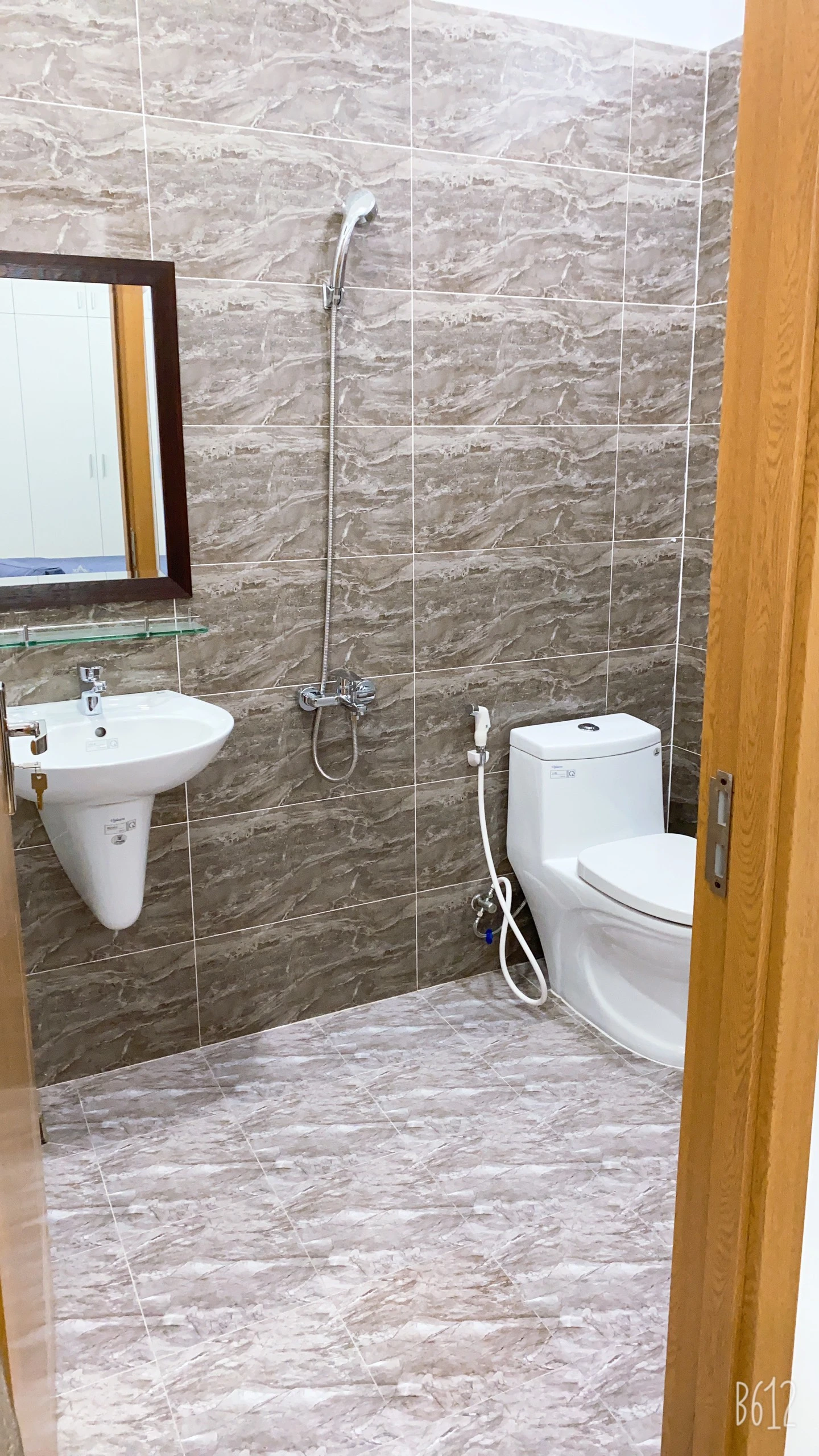 Bán nhà hẻm Thoại Ngọc Hầu, Q.Tân Phú, DT 4x18m, 1 trệt 3 lầu — ảnh 6