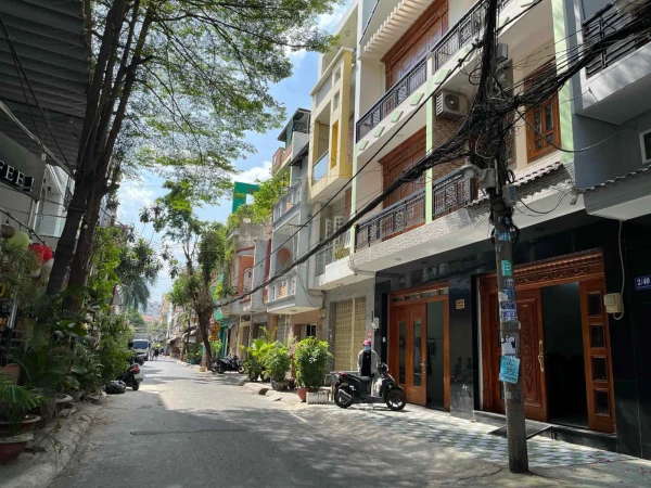 Bán nhà hẻm Nguyễn Hữu Tiến, Tân Phú, DT 4.5x20m, 1 trệt 1 lầu