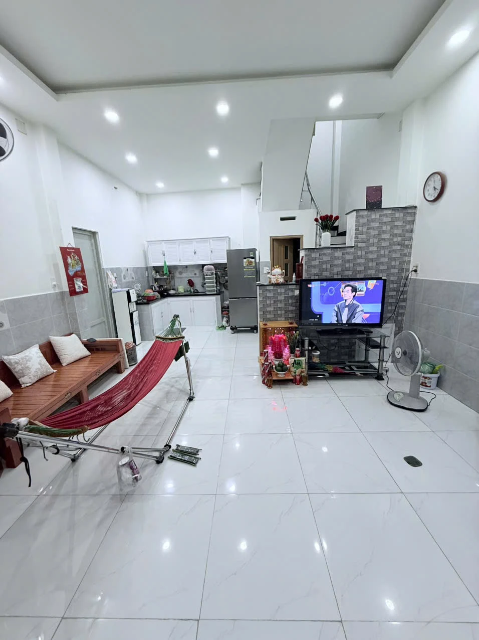 Siêu phẩm ngang 5m hẻm xe hơi đường số 18m Q.Tân Phú 35m2 đúc 1 lầu — ảnh 2