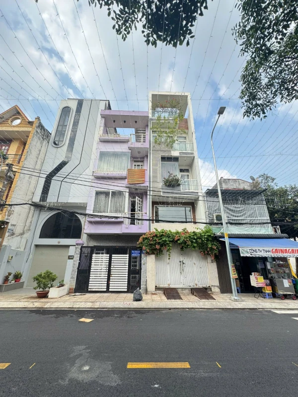bán nhà MT Thành Công(4x17,5m 2 lầu st 4PN,5WC nhà mới tiện vào ở)