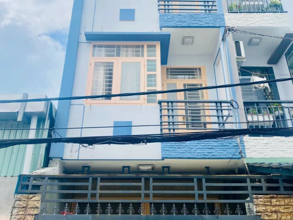 Bán nhà HXH 7m thông Tân Hương, DT: 4x14m, 2 lầu ST.