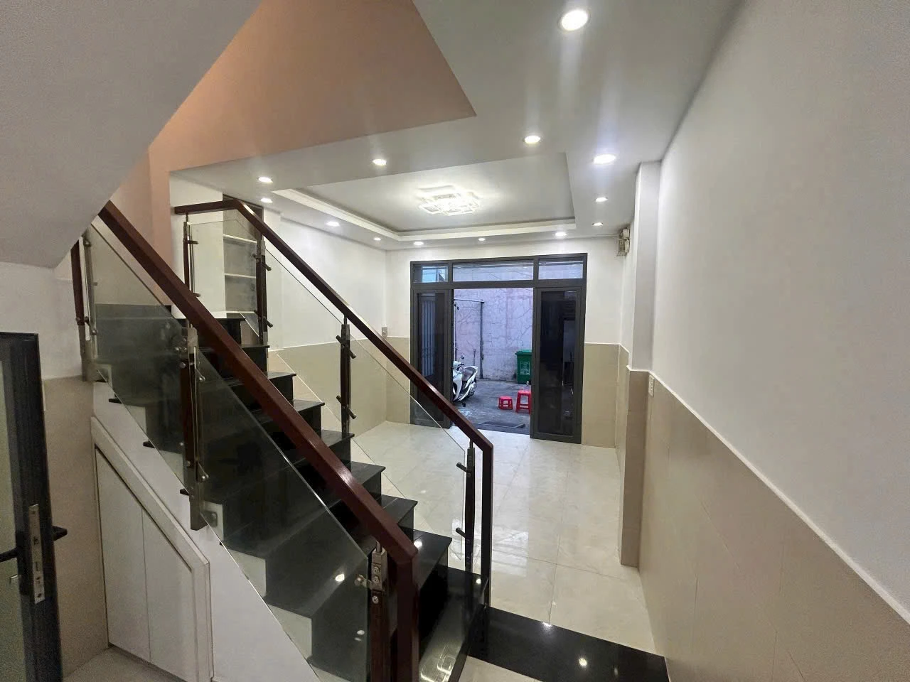 NHÀ ĐẸP Lê Lư – 4x10m – 2 LẦU + ST – — ảnh 2