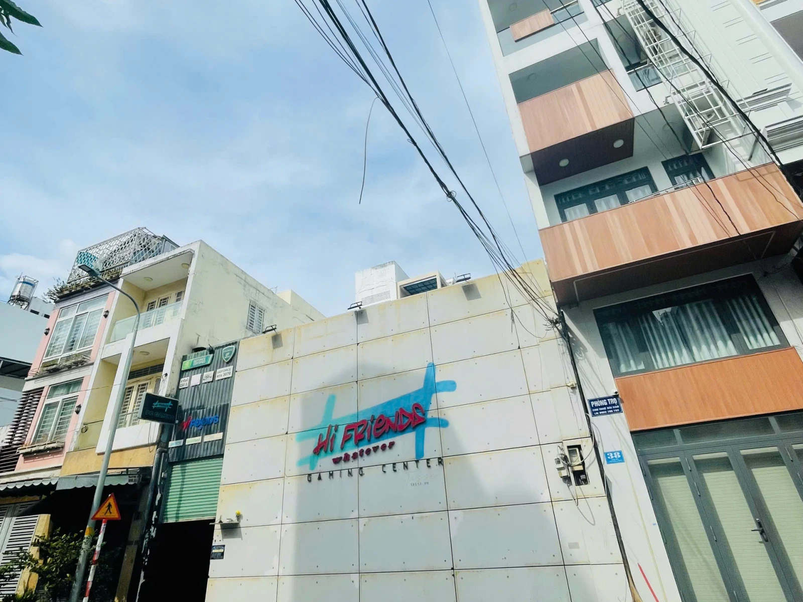 BÁN NGANG KHỦNG (7x18m) MT Lê Quốc Trinh Cấp 4 tiện xây mới, VỊ TRÍ ĐẸP, GIÁ TỐT — ảnh 3