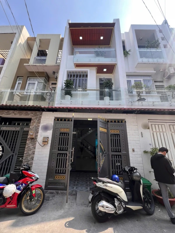 NHÀ 3 TẦNG KHU NHÀ CAO TẦNG LIÊN KHU 4-5 – P. BÌNH TÂN –! • Diện tích: 4 × 16m