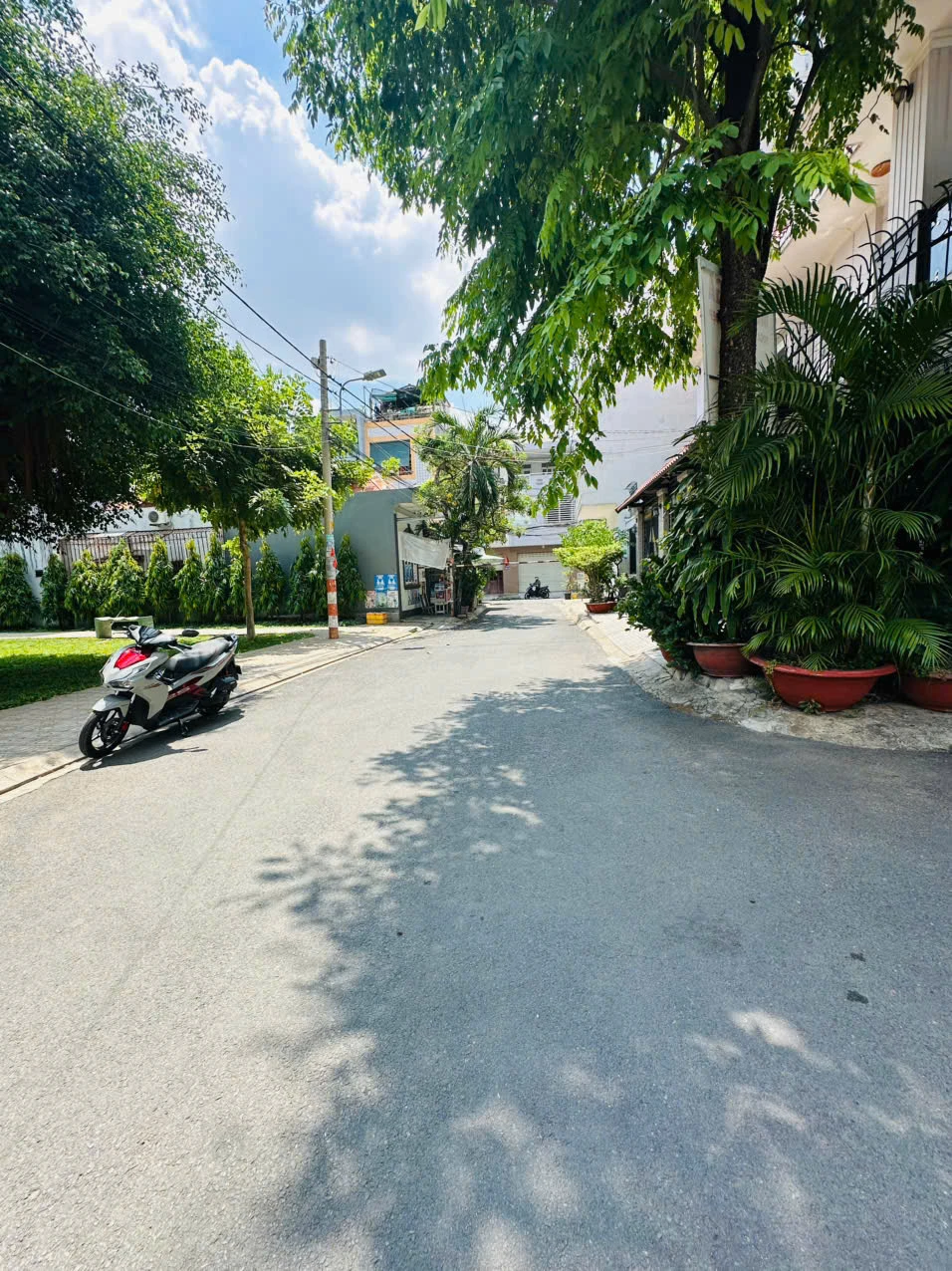 Bán nhà 4 tầng vị trí đẹp đối diện công viên - Dt: 4,5x17m đường Gò Dầu quận Tân Phú — ảnh 3