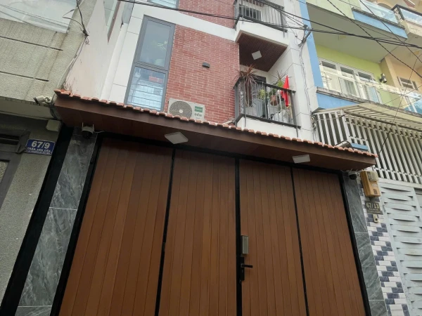 Bán nhà 4 tầng - Dt: 4x15m / 60m2 có 7 Phòng cho thuê 40tr/tháng - Hẻm 4m đường Trần Văn Cẩn