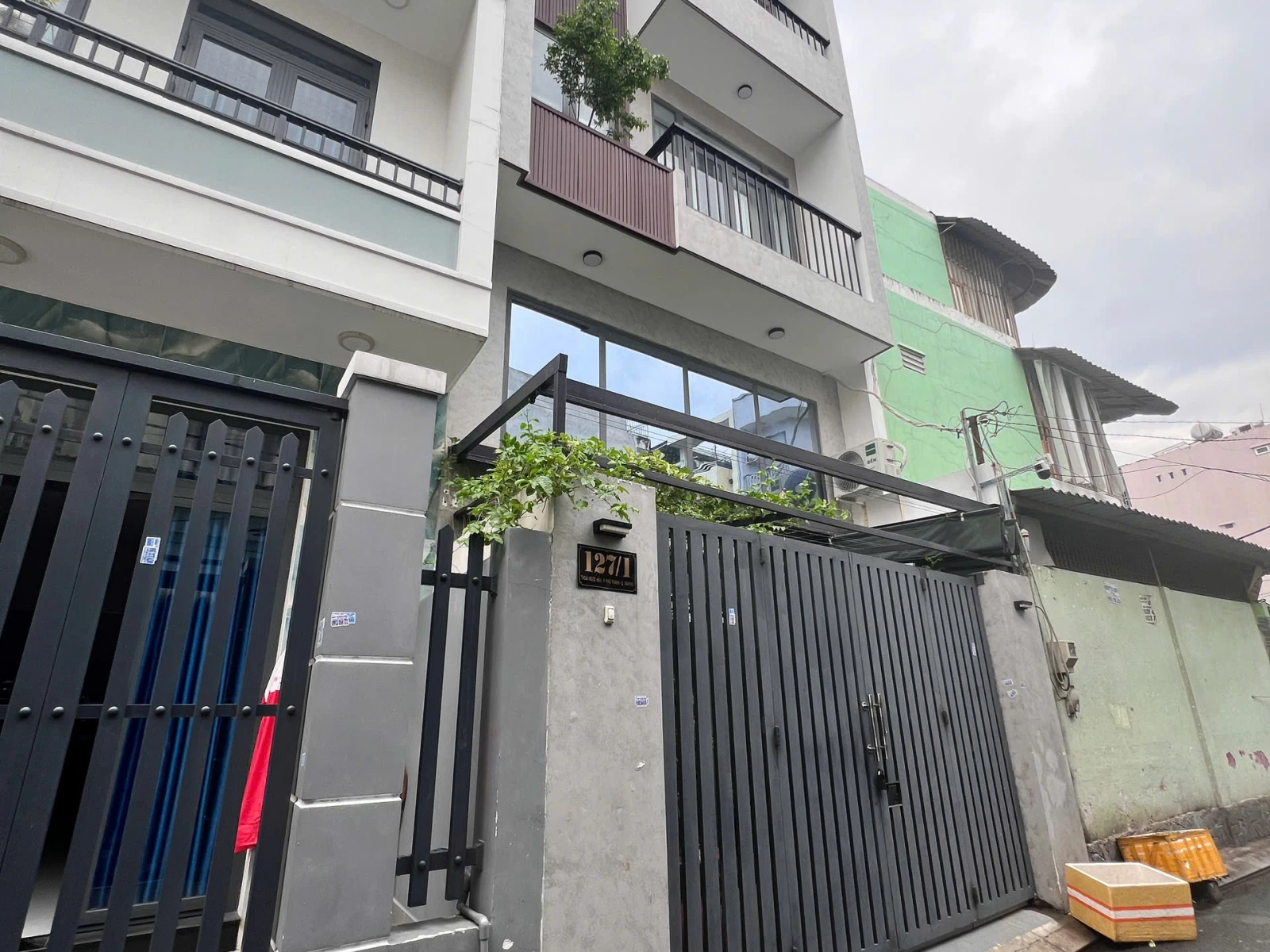 Nhà đẹp hẻm Luỹ Bán Bích 5x10m, lửng 3 lầu ST — ảnh 2