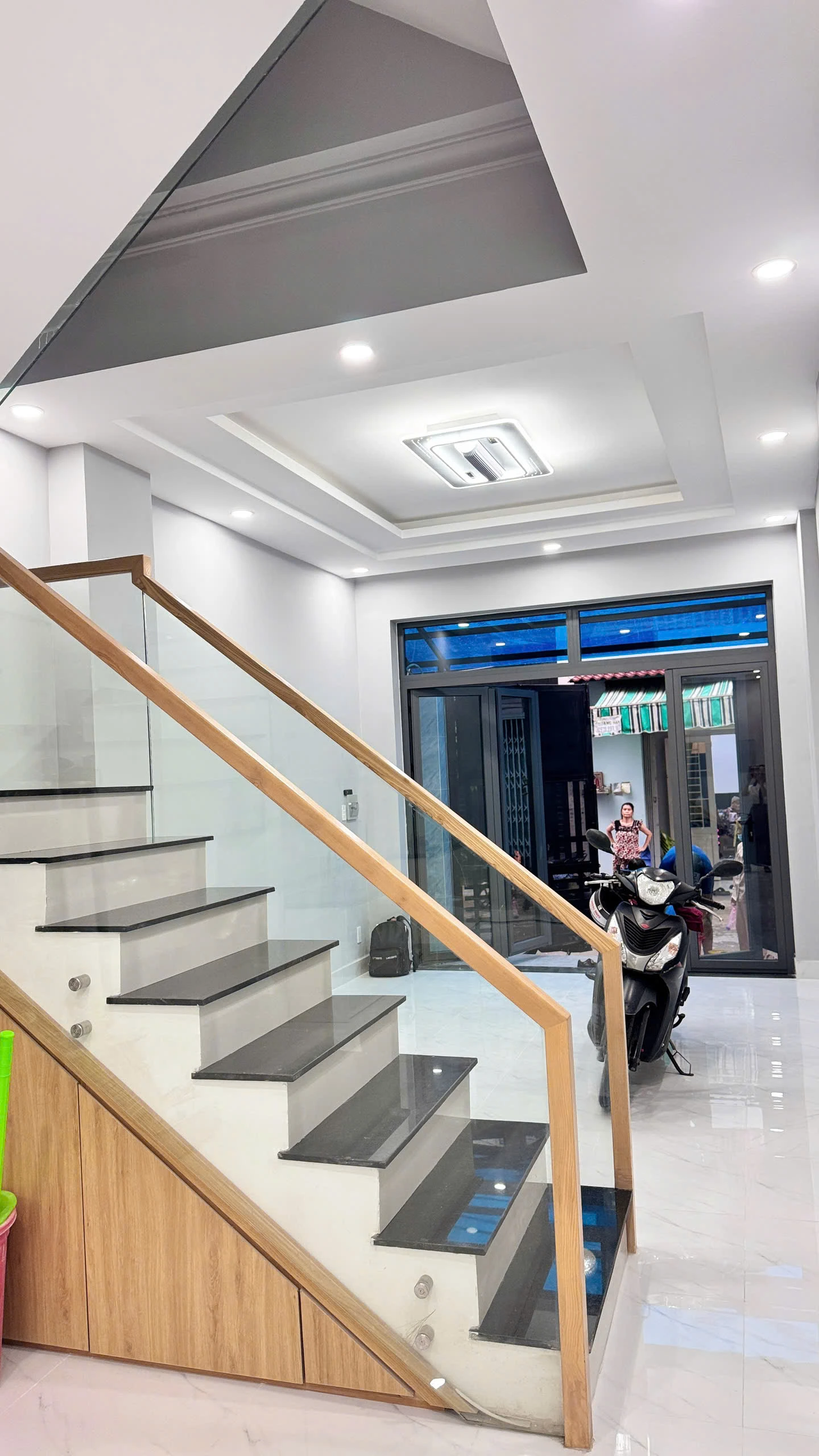 Bán nhà 3 tầng mới 100% - Dt: 3,8x14m - Đường Lê Ngã hẻm 6m Thông gần Âu Cơ Tân Bình — ảnh 4