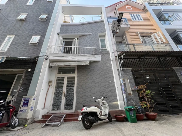 Nhà đẹp Tân Hoà Đông-2 lầu- Hẻm 5 m