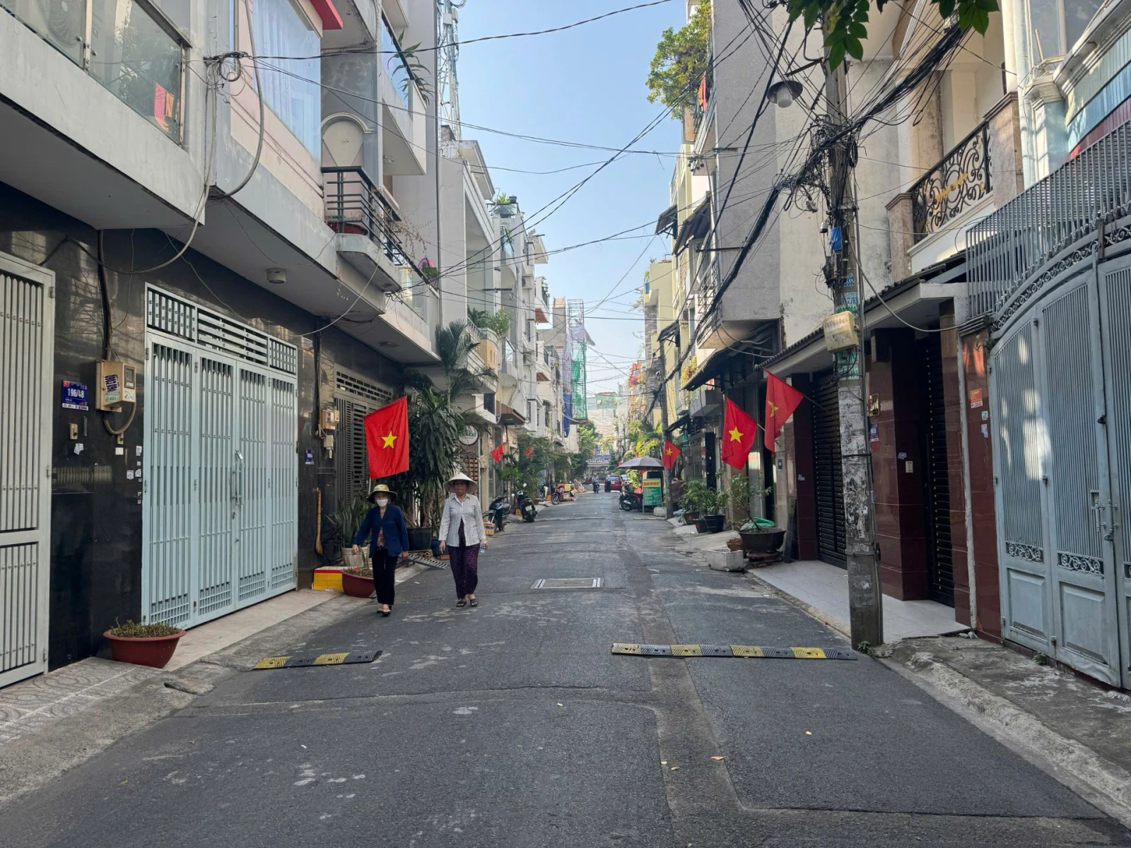 NHÀ ĐẸP 6X14M – VƯỜN LÀI (VỊ TRÍ CỰC ĐẸP), 3,5 TẤM — ảnh 2