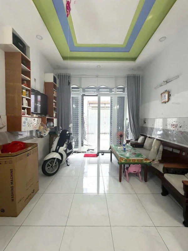 Nhà đẹp Hương lộ 2- Hẻm 6m-1 Lầu