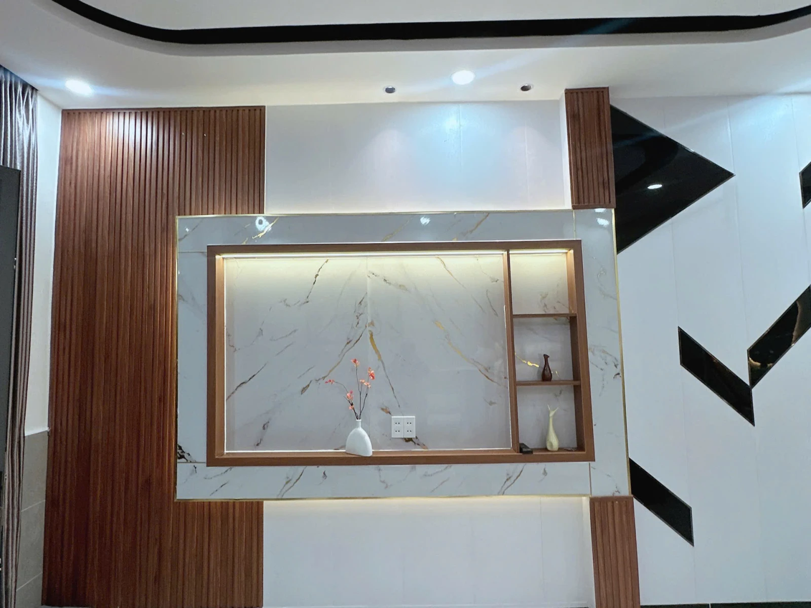 Nhà Lê Đình Cẩn 4x14m – Hẻm 5m Thông — ảnh 2