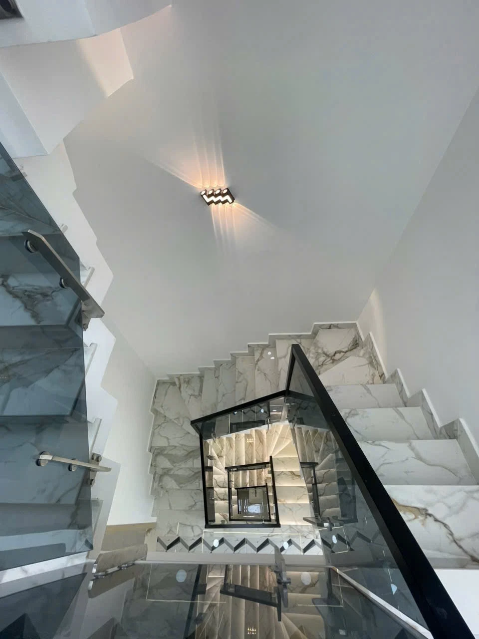 Nhà Đường Số 14 – 5PN, 4 Tầng — ảnh 3