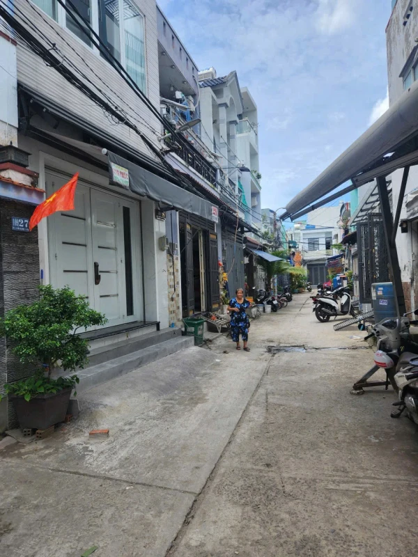 Bán dãy trọ ngang 5m hẻm 33 Lê Trọng Tấn 72m2