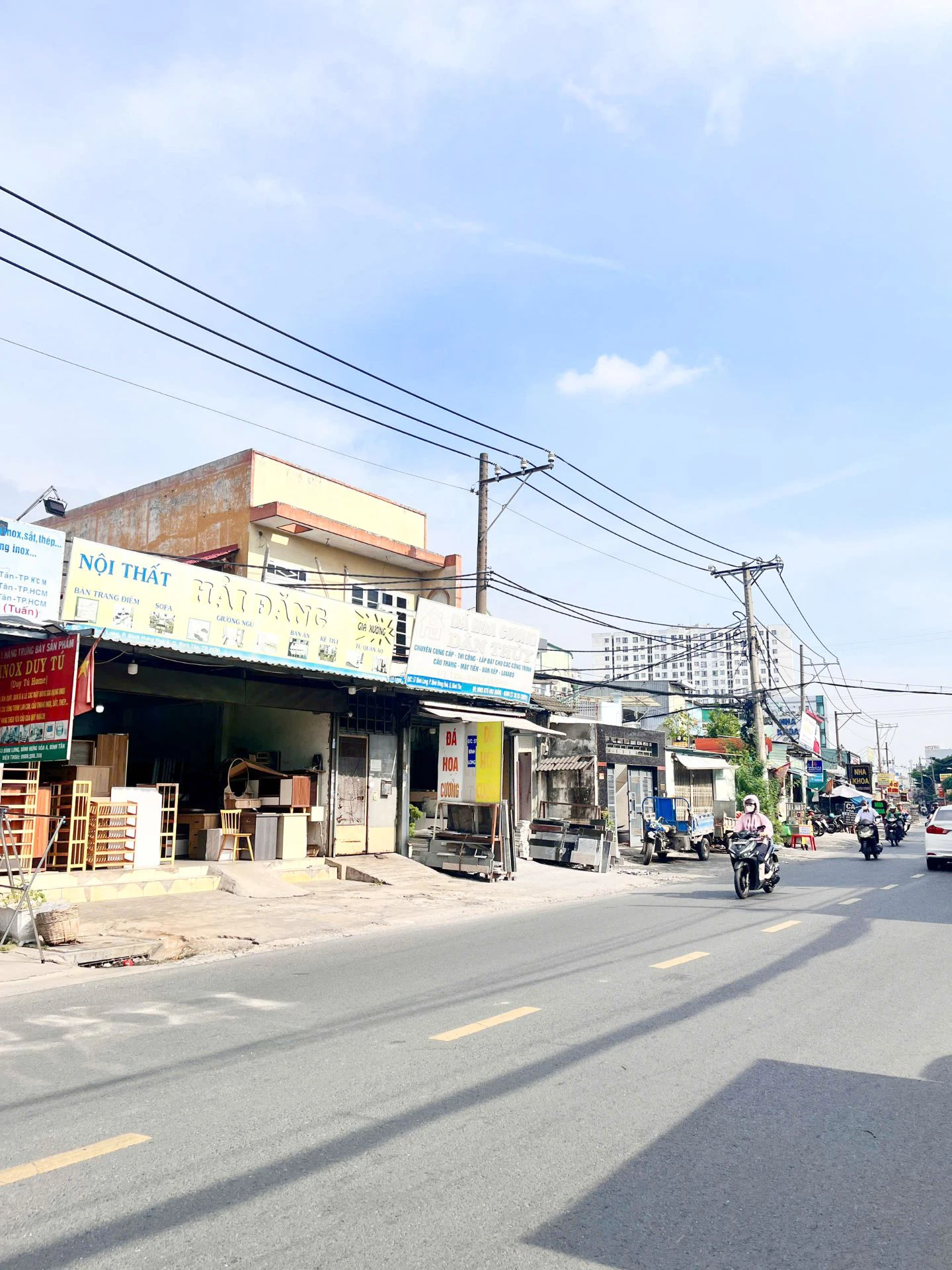 BÁN NHÀ MẶT TIỀN ĐƯỜNG BÌNH LONG - 7,1X40M (NỞ HẬU 7,3M) - NHÀ CẤP 4 — ảnh 1