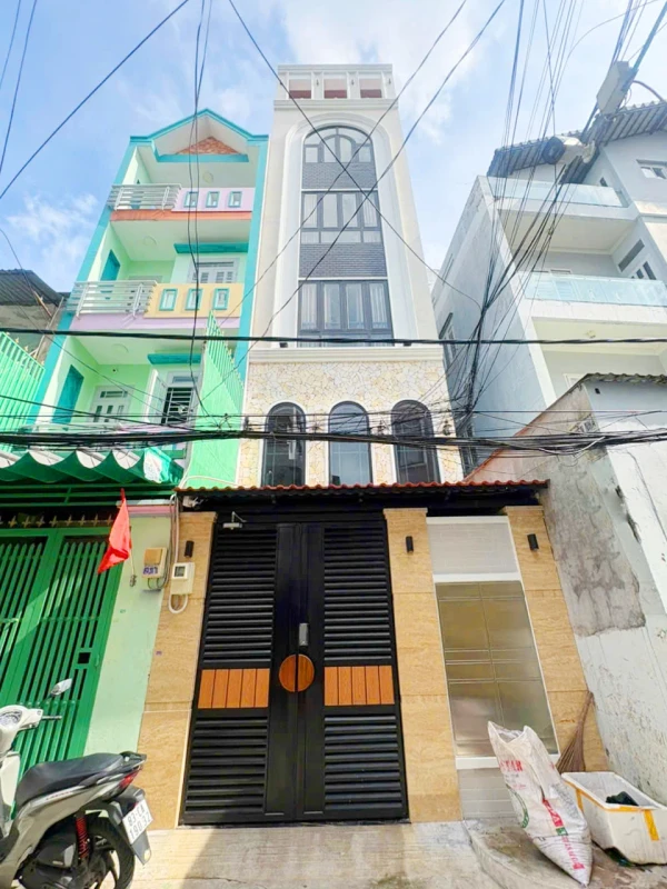 BÁN NHÀ TRỌ NỘI THẤT CAO CẤP ĐƯỜNG TỈNH LỘ 10 – NGAY KHU TÊN LỬA
