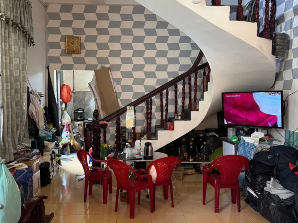 Siêu phẩm ngang 11m hẻm xe hơi 6m gần AEON Tân Phú. nhà 2 tầng ban công rộng thoáng.