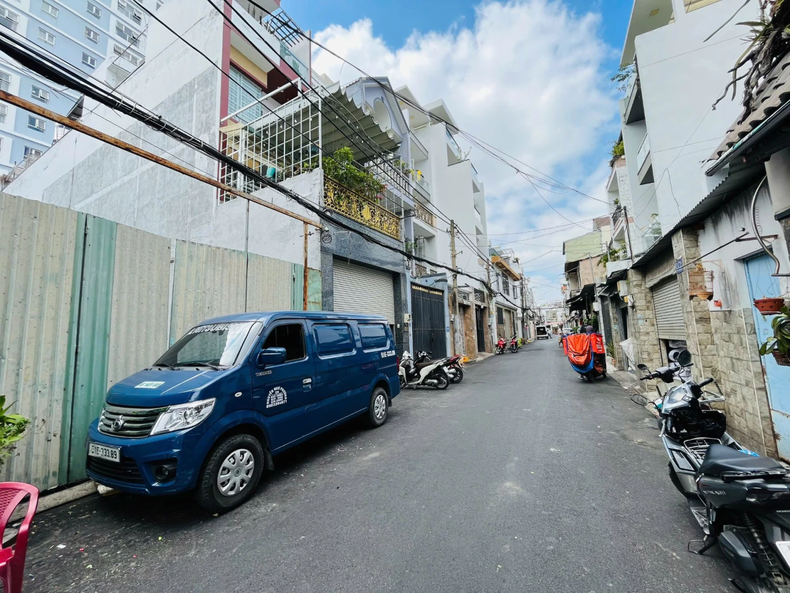 NHÀ NÁT TIỆN XÂY MỚI HẺM NHỰA THÔNG VƯỜN LÀI. 195M2 NGANG 6M. — ảnh 1