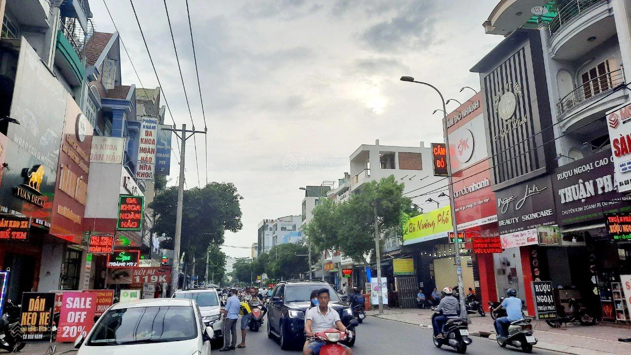 Bán nhà MTKD đường Gò Dầu, Q. Tân Phú - DT: 7x31.5m - 2 lầu st, đang cho thuê — ảnh 3