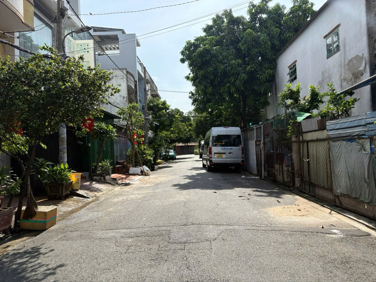 BÁN NHÀ NGANG 8M ĐƯỜNG TÂN HÒA ĐÔNG – GIÁP QUẬN 6, HẺM 10M THÔNG, VỊ TRÍ ĐẸP • Diện tích: 8 x 13m — ảnh 2