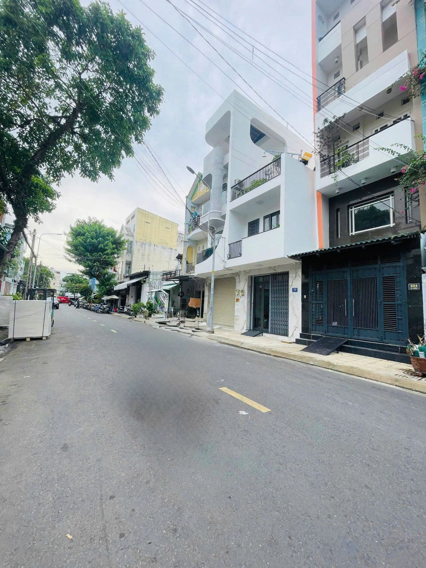 Bán nhà mặt tiền đường Lê Niệm, Diện tích hiếm: 6m x 15m - Vị trí kinh doanh đỉnh. — ảnh 2