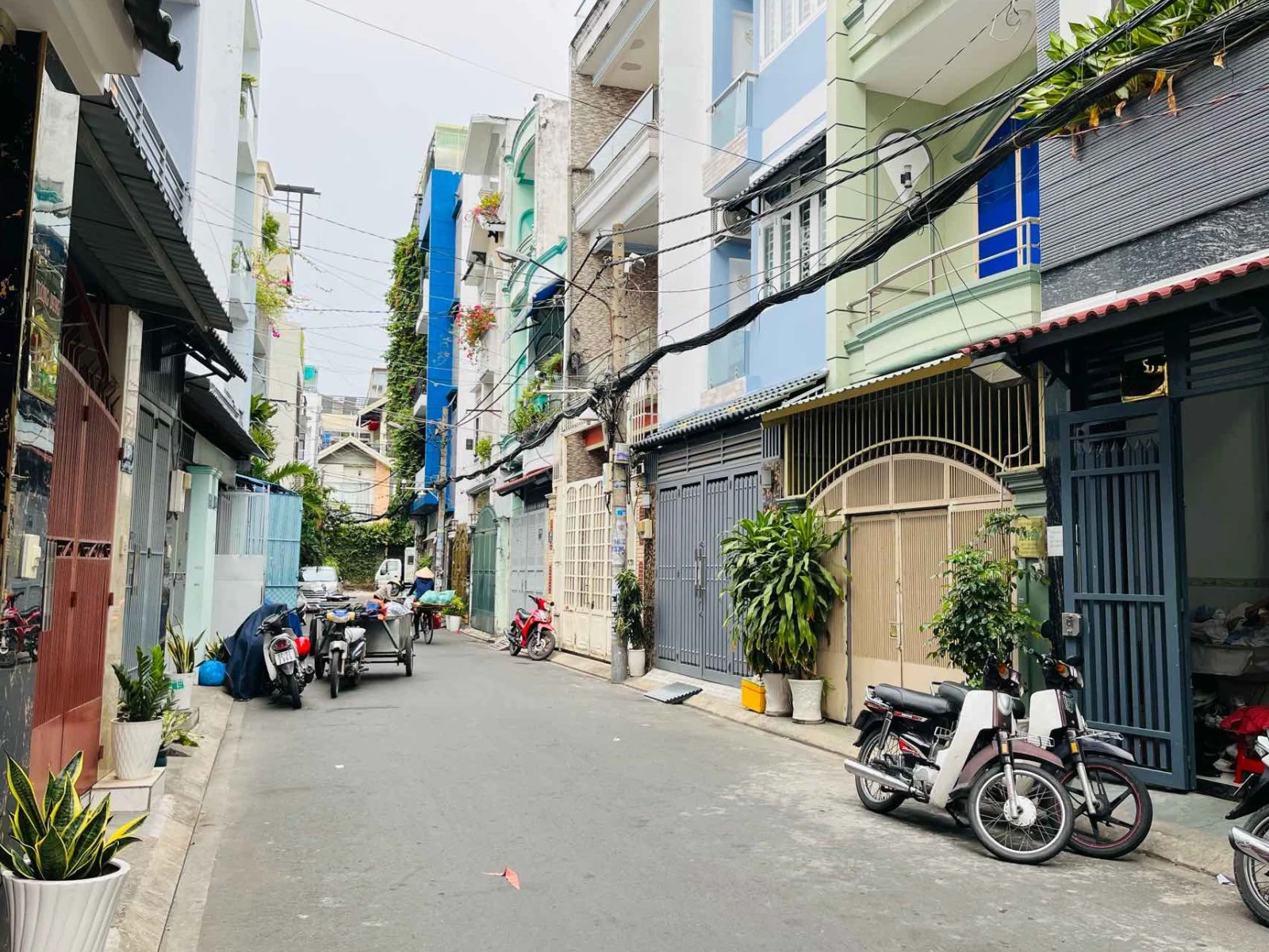Bán Nhà Hẻm 6m Gò Dầu, DT 4x15m, nhà 1 trệt 1 lửng 3 lầu sân thượng — ảnh 2