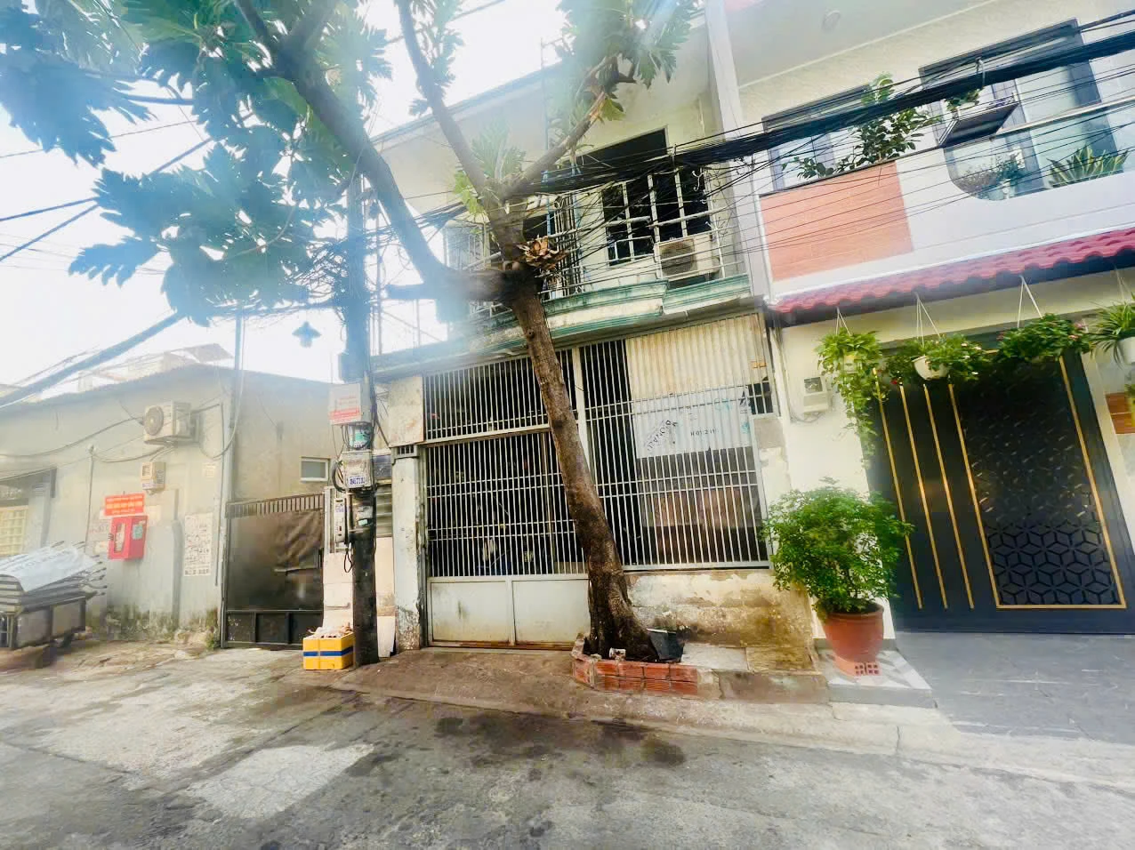 Bán nhà HXH ngay chợ Tân Hương, DT: 4x11m, 1 lầu. — ảnh 1