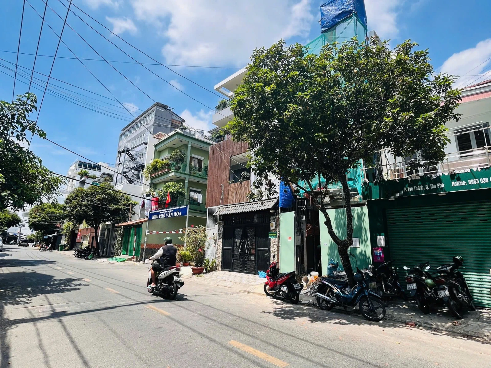Bán nhà MT Kinh Doanh P. Tân Thành - Q. Tân Phú, DT: 4m x 17.5m, lửng. — ảnh 1