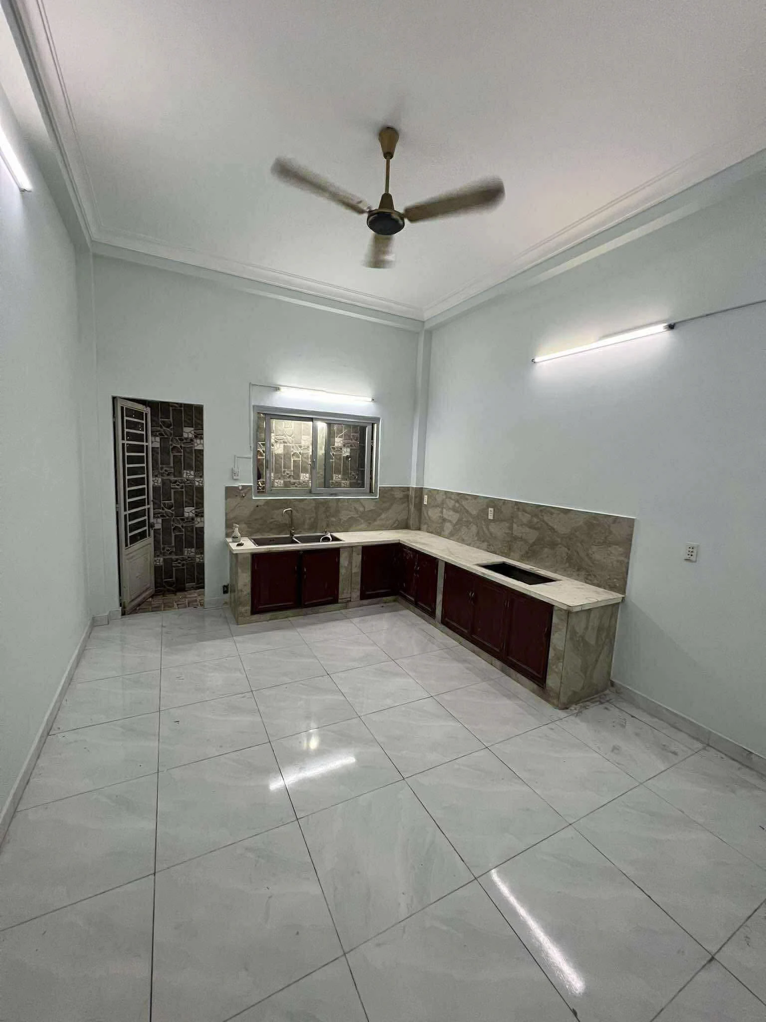 Bán nhà mặt tiền kinh doạn đường Nguyễn Cữu Đàm Q.Tân Phú 81m2 đúc 3.5 tấm — ảnh 4