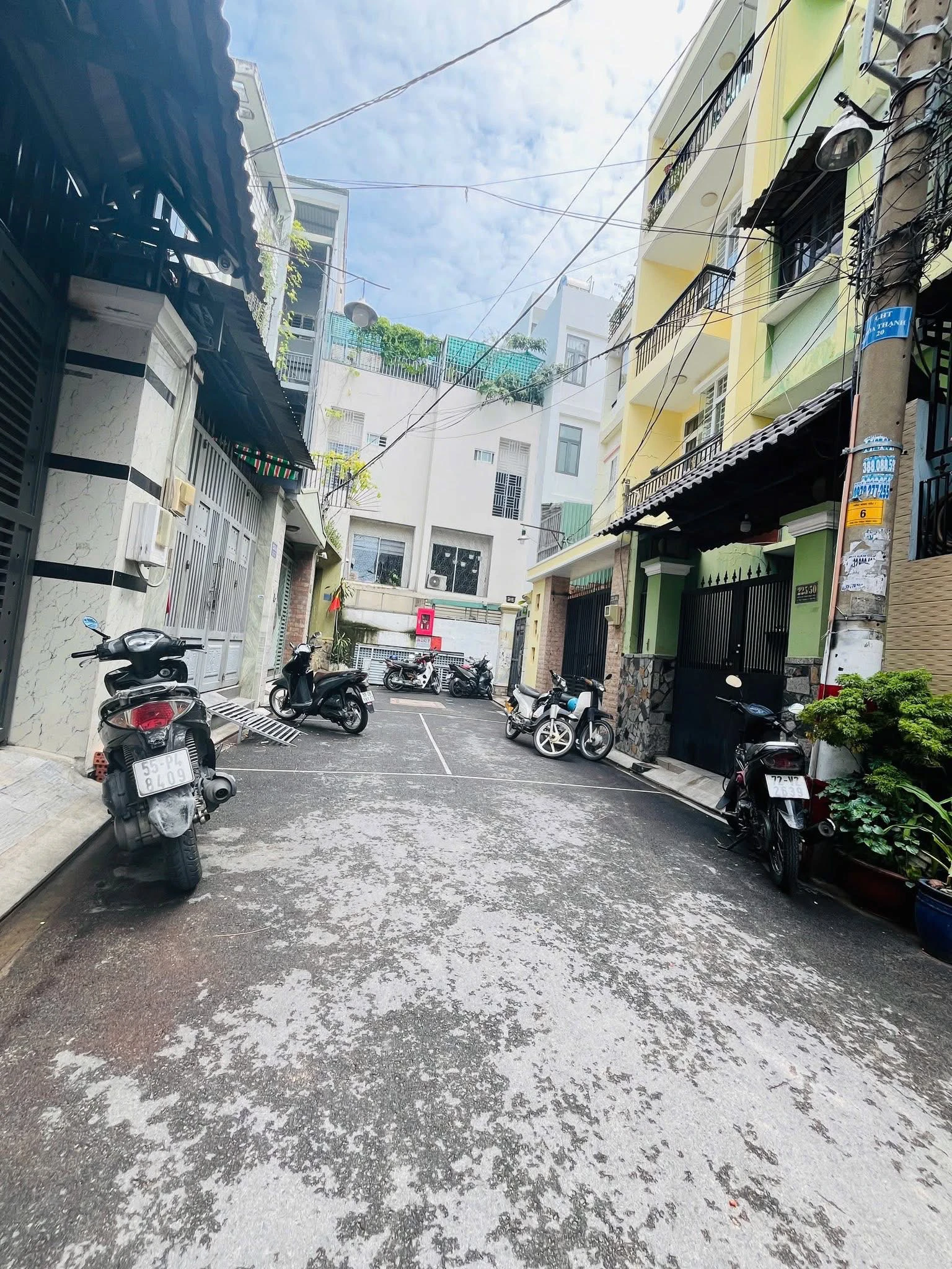 Bán nhà đúc 3 tấm hẻm xe hơi đường Thoại Ngọc Hầu Q.Tân Phú 68m2 — ảnh 1