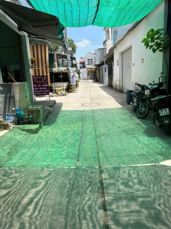 Bán đất ngang 8m đường Lê Trọng Tấn P.Bình Hưng Hoà Q.Bình Tân 246m2